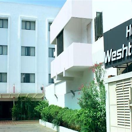 מדוראי Hotel Weshtern Park מראה חיצוני תמונה